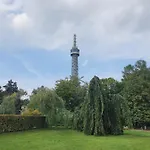 Cozy Near Castle