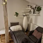 Διαμέρισμα Cozy Near Castle