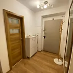 Cozy Near Castle Διαμέρισμα