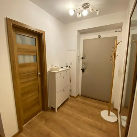 Cozy Near Castle דירה